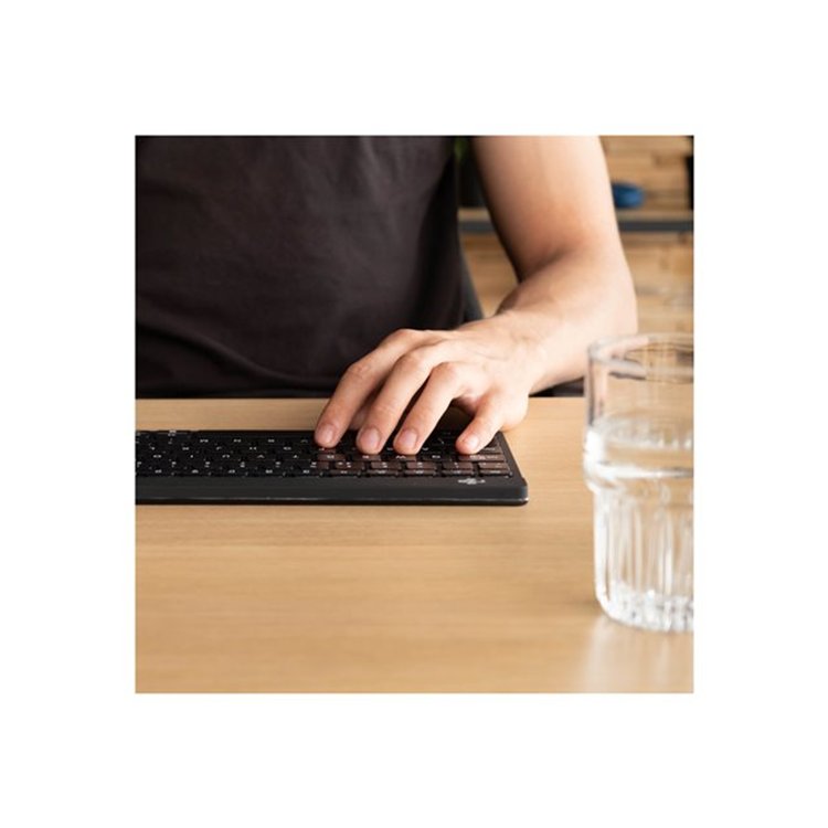 Ergonomic KB Comp QWERTY(IT) Bluet black Ergonomic KB Comp QWERTY(IT) Bluet black