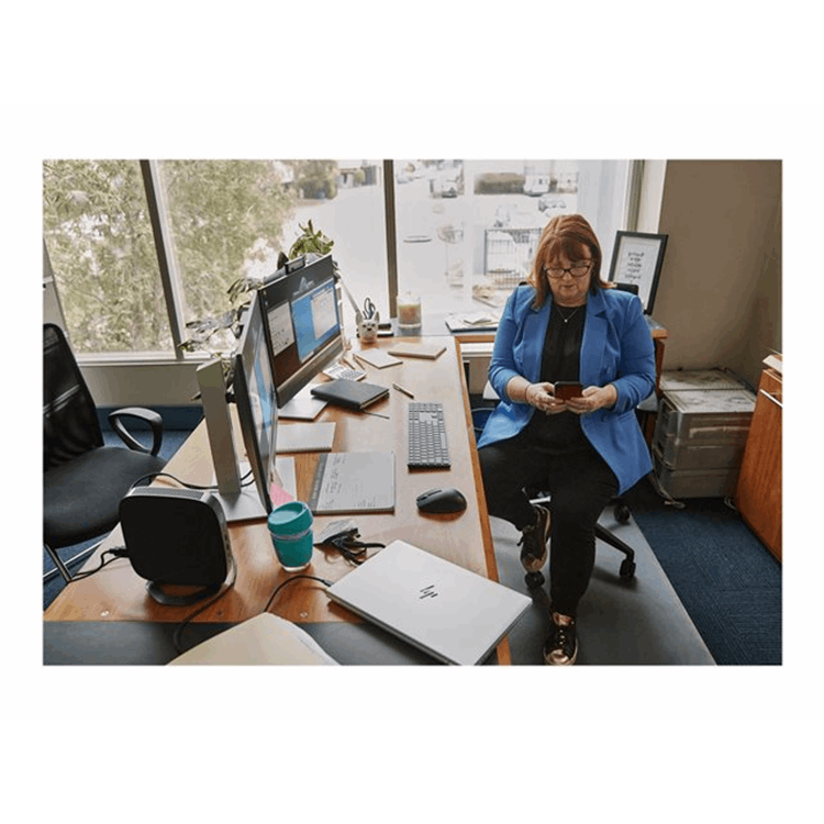 ELITE MT645 G7 R3-5425U 8/256GB 14 W10