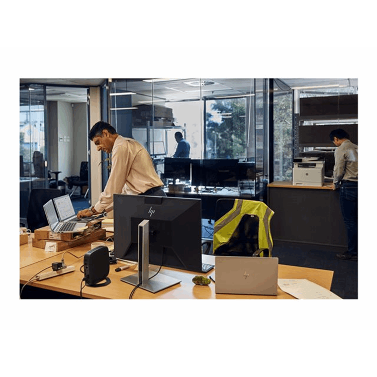 ELITE MT645 G7 R3-5425U 8/256GB 14 W10