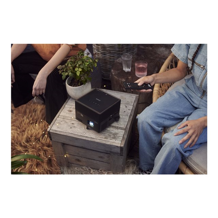 EF-12 Projectors 3LCD 16:9 USB 2.0 EF-12 Projectors 3LCD 16:9 USB 2.0