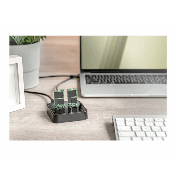 NVMe Clone station USB3.1 Gen2 type-C