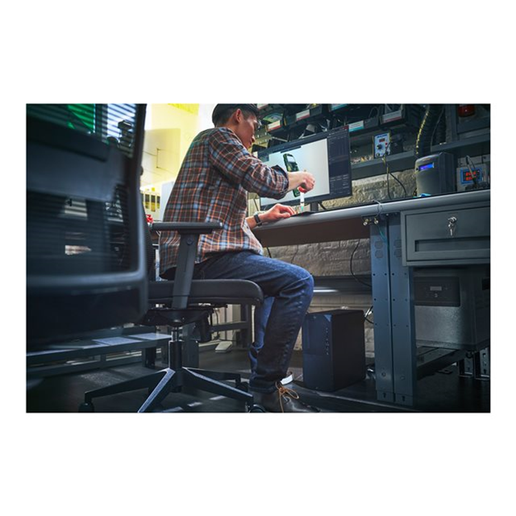 HP Z1 G9 TWR i713700 16GB/1TB W11 PC