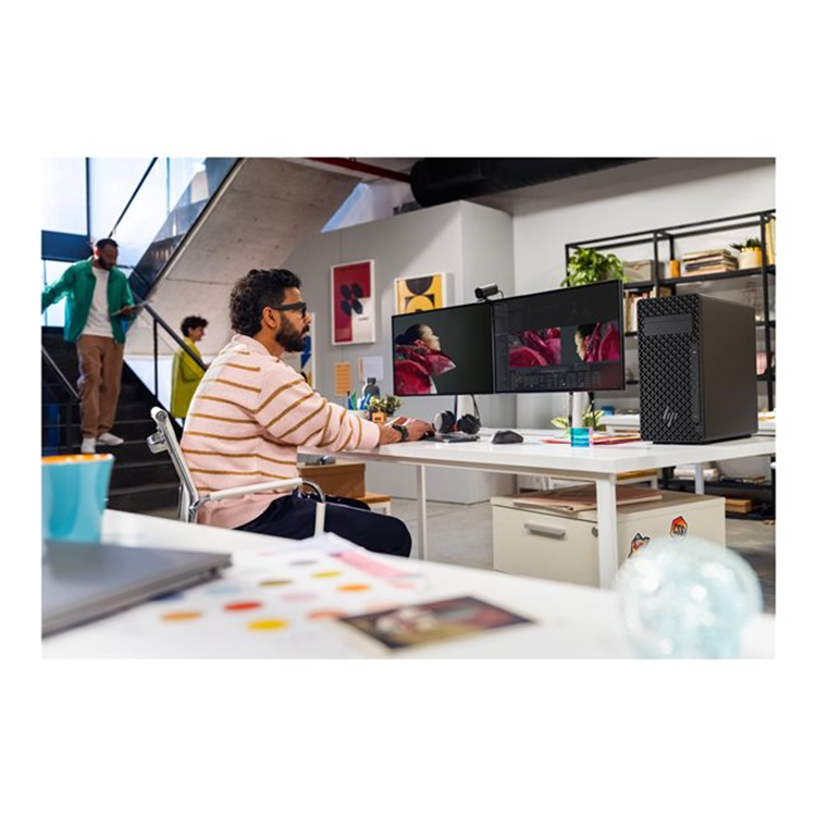 HP Z2 TWR G1i 700W U9-285 32GB/1TB W11P